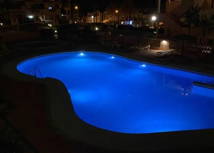 Daire Alta Loma, And Pools